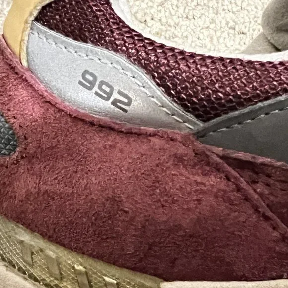 $369 Authentic NEW BALANCE 992 Made in USA Men's Burgundy Suede Trainers Sz.10.5